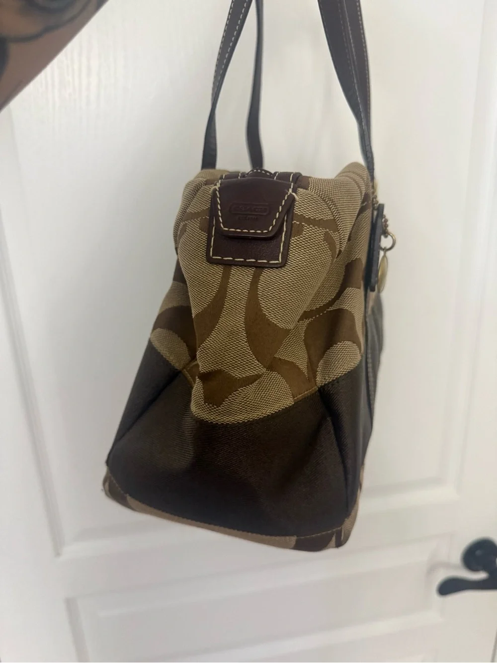 Coach signature khaki