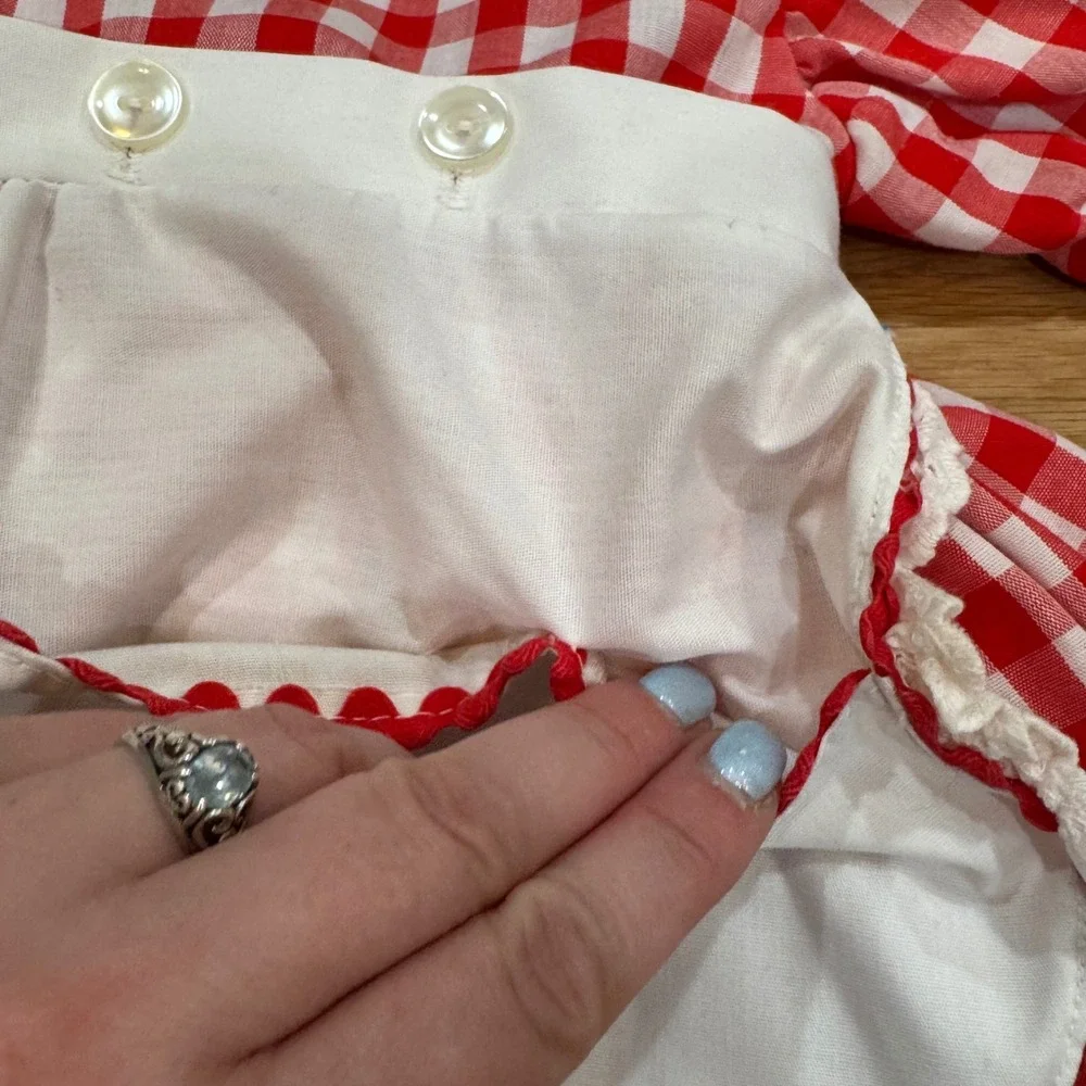 N/A vintage red