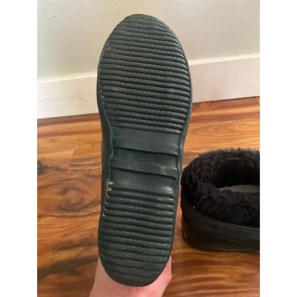 Sorel gently preowned