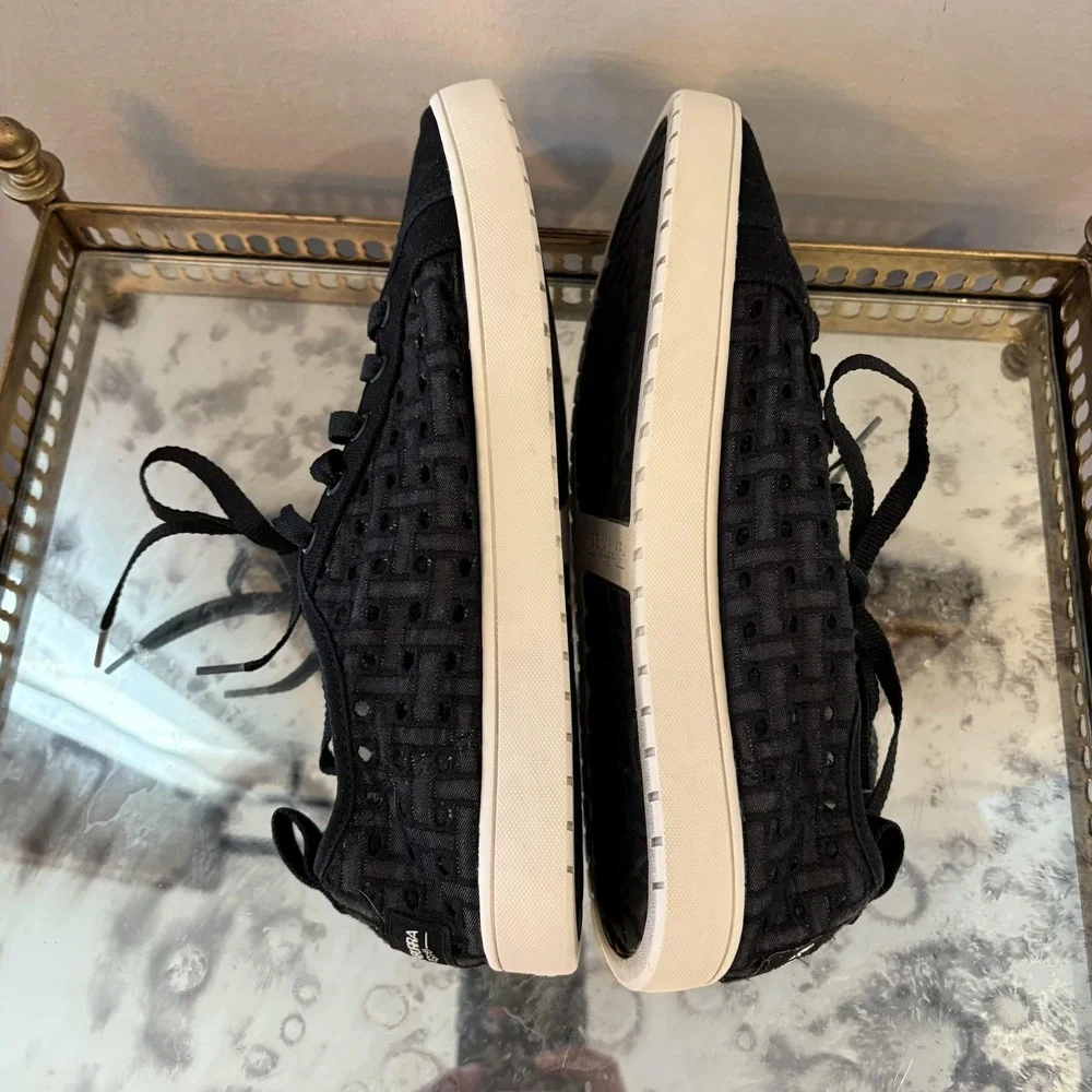 UGG brand koolaburra