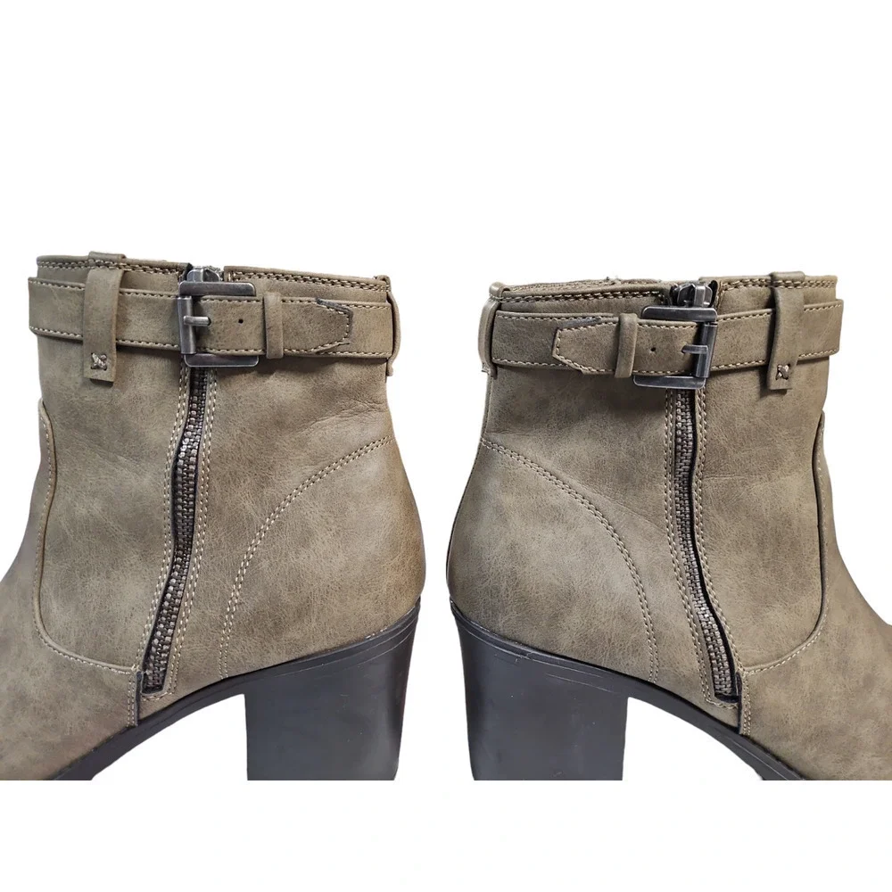 Report zippered taupe