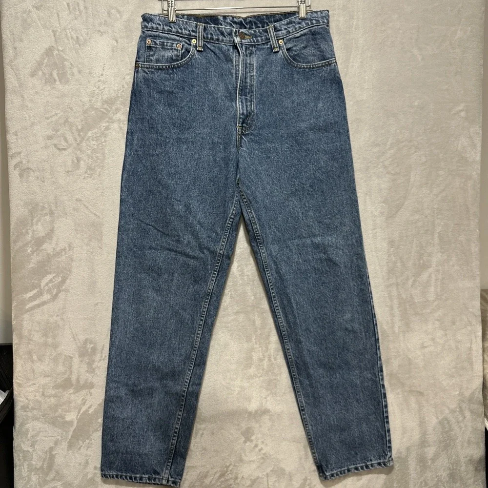 VTG‎ Levi's 550 Relaxed Fit Tapered Leg Men's Jeans Sz 36 Stonewash Canada Made