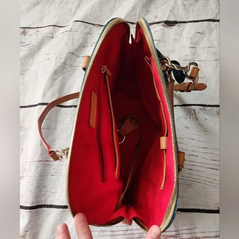 Dooney & Bourke marine blue