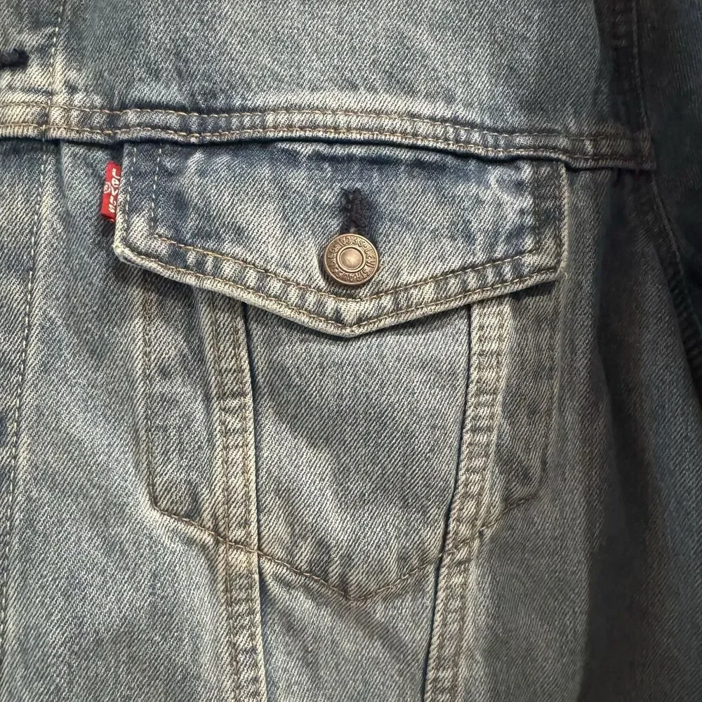 Levi’s Men’s Trucker Denim Standard Jacket Light Wash Button Front XXL NWT