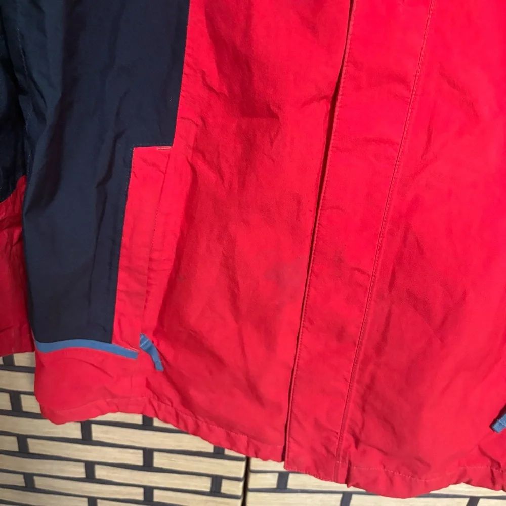 The‎ North Face Red Hyvent Jacket Boys Size XL (18/20)