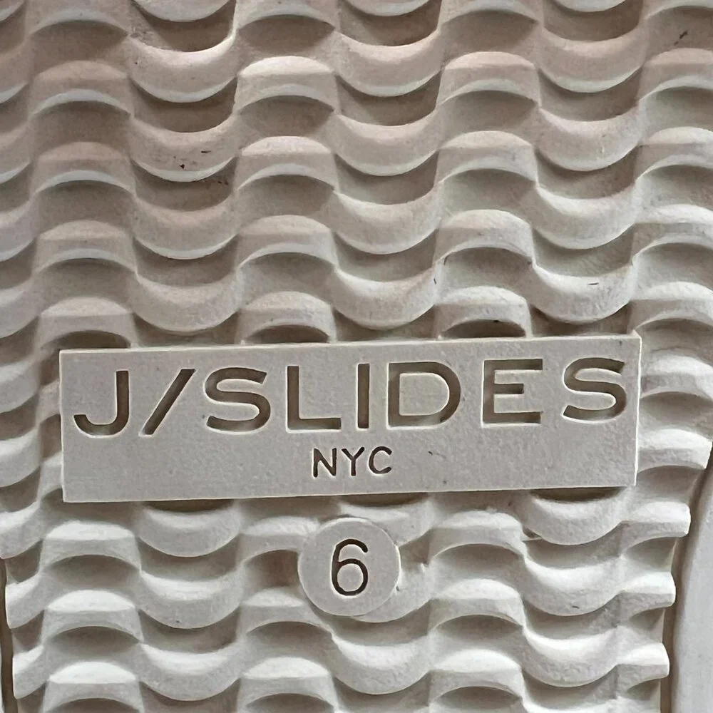 J/SLIDES slides women