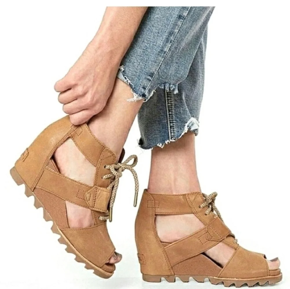 Sorel Women Joanie Ankle Lace Up Tractor Wedge Platform Sandals Boots Shoes Sz 9