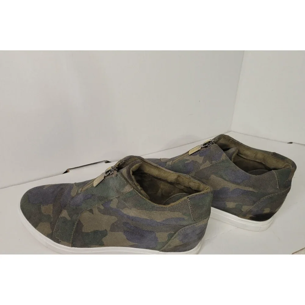 Blondo stylish practical