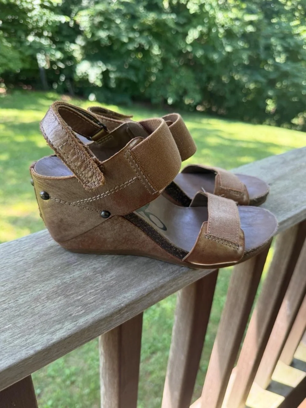 Women’s Tan Wedge Sandals - Comfortable Strappy Summer Wedges