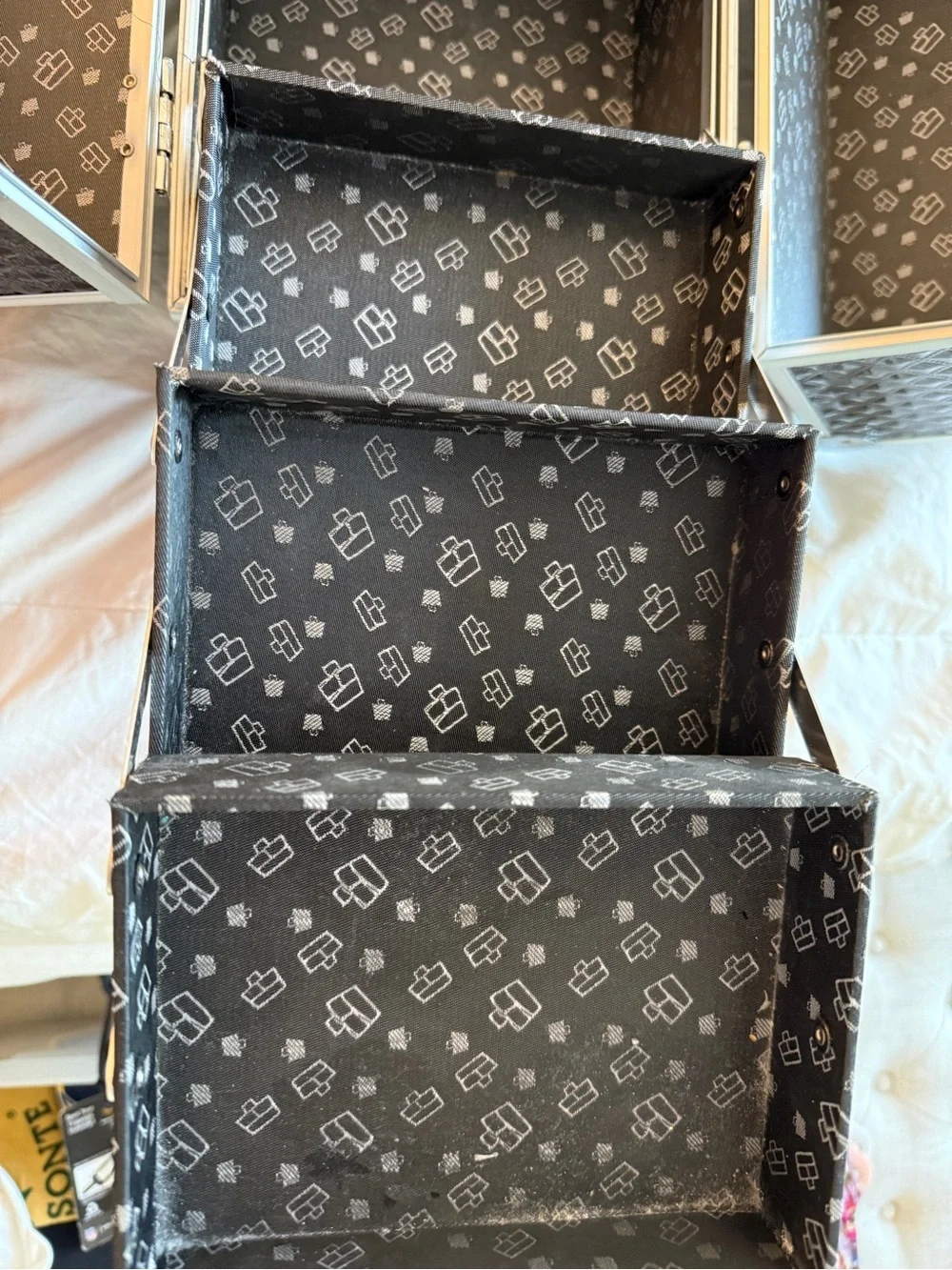 Caboodles branded makeup