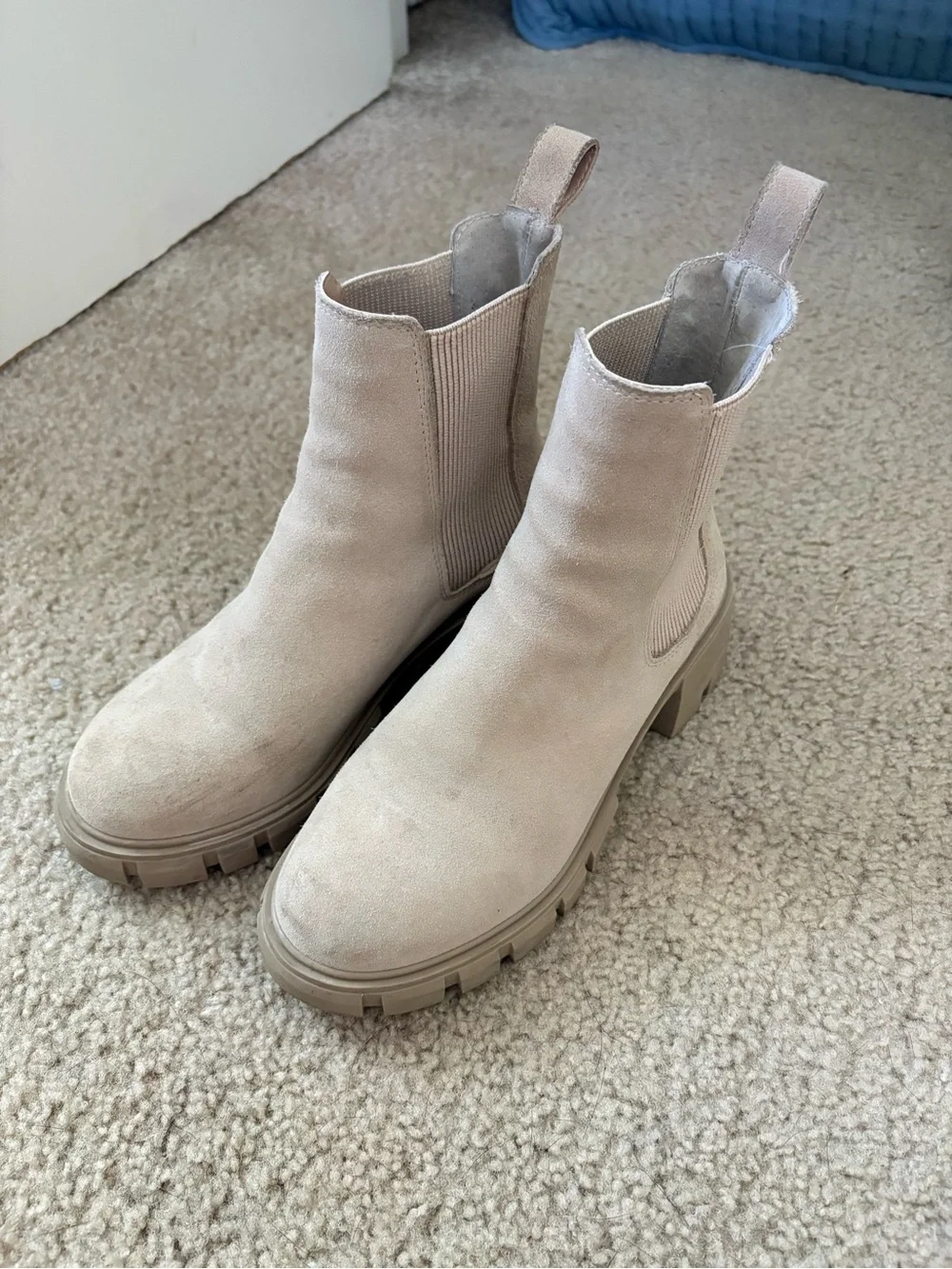 Steve Madden smooth suede