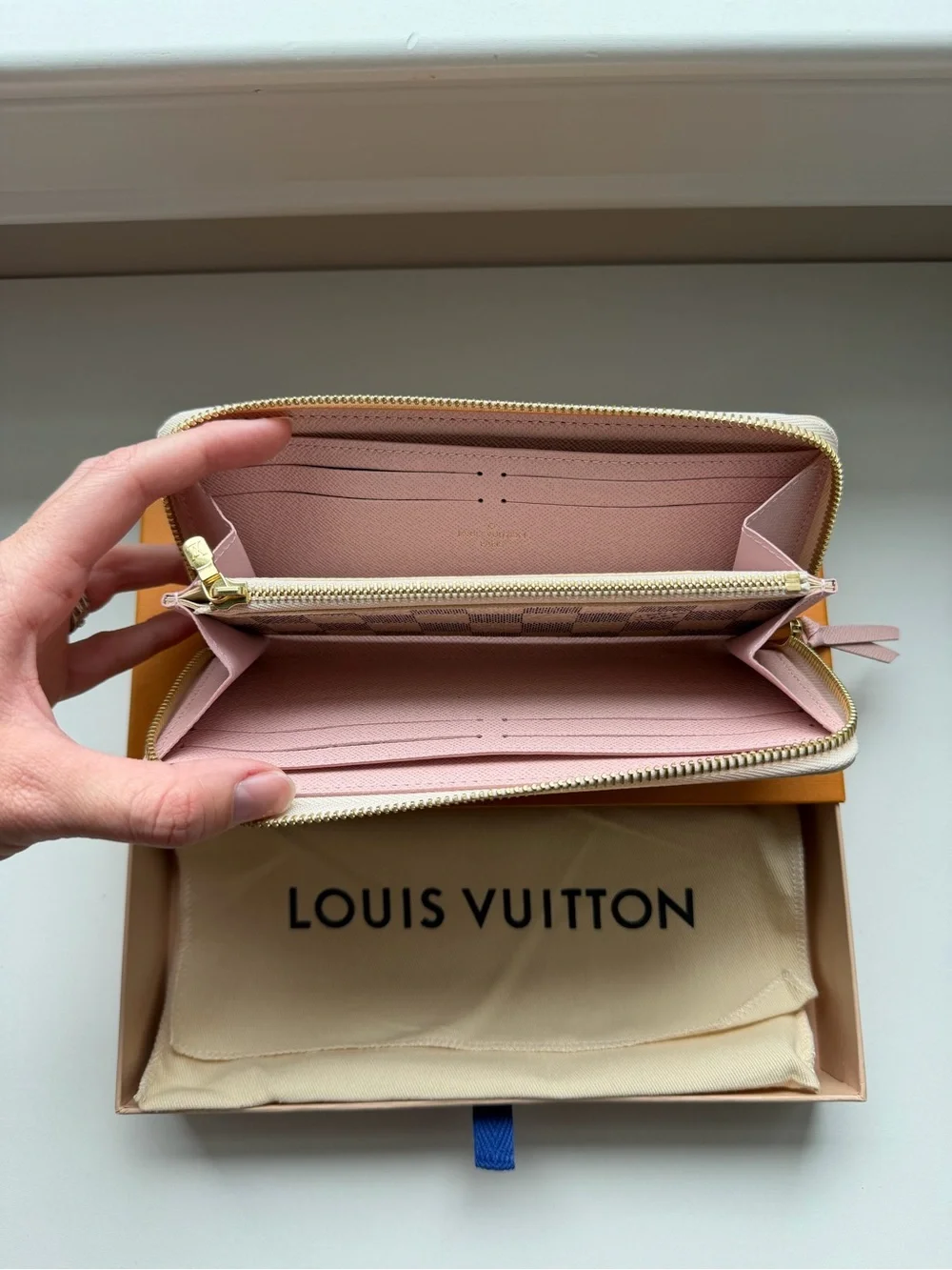 Louis Vuitton compact zip