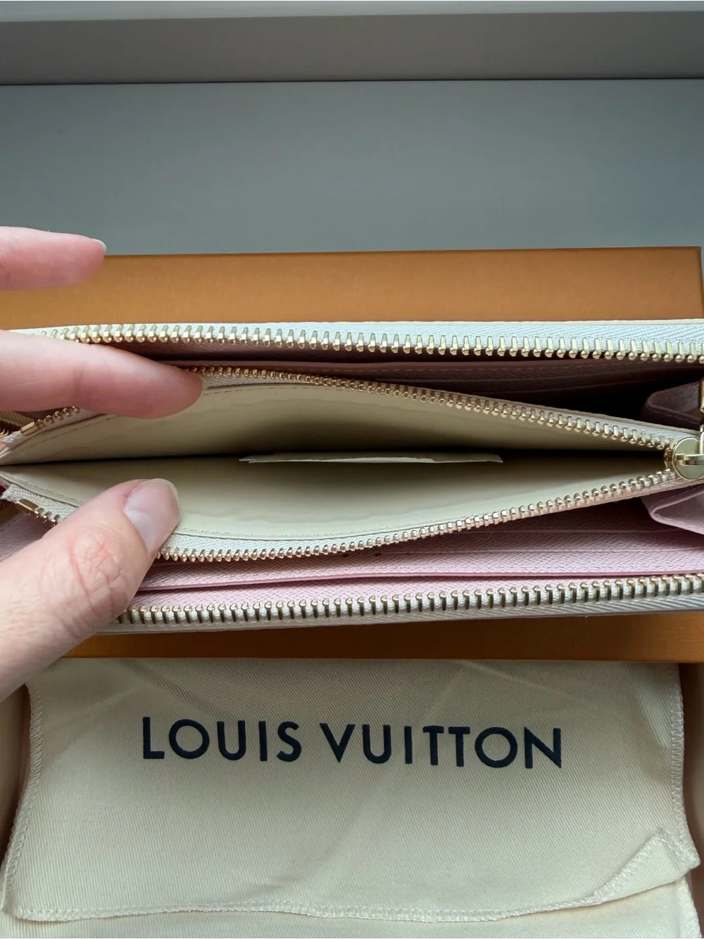 Louis Vuitton compact zip