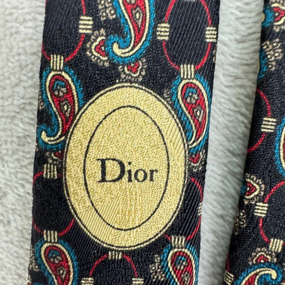 Dior shipping fast