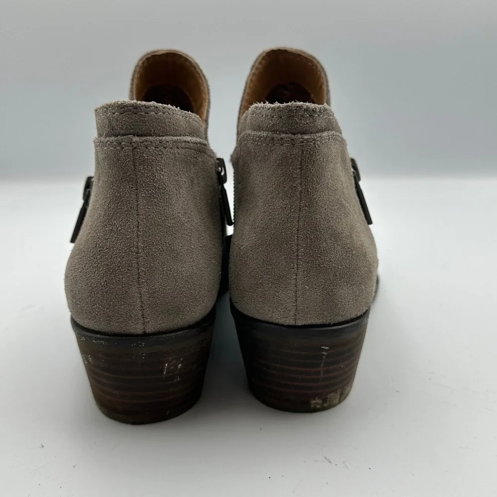 Lucky Brand Women's Suede Leather Gray Ankle Booties‎ Chevron Pattern Size 7.5M