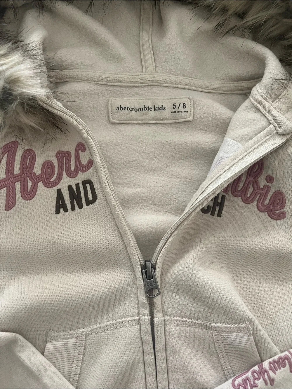Abercrombie Kids Girls' Cream Faux-Fur Hooded Jacket Size 5/6