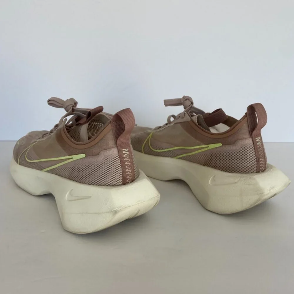 Nike fossil stone