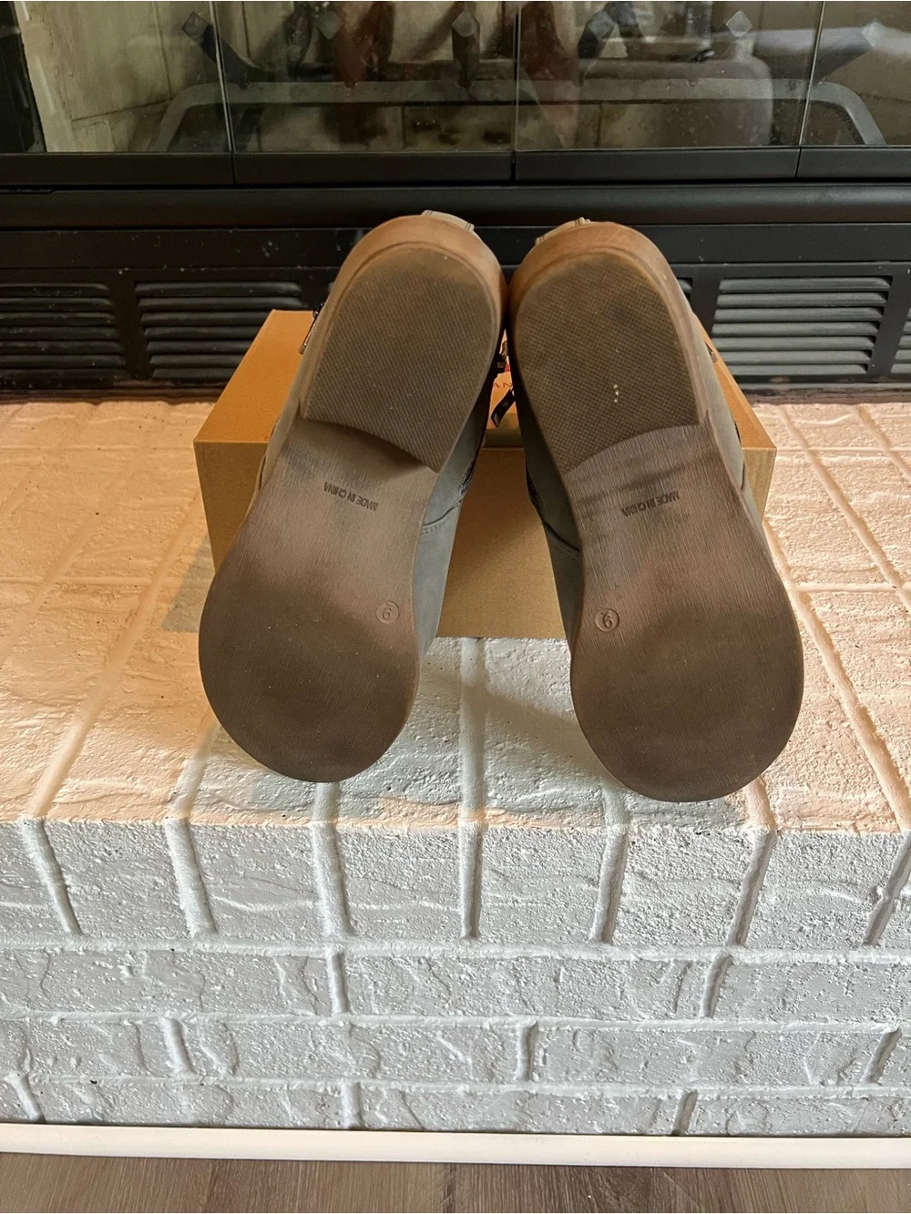 Jeossy Milan Grey Ankle Boots – Women's Size 9, Low Heel Ankle Booties -with box