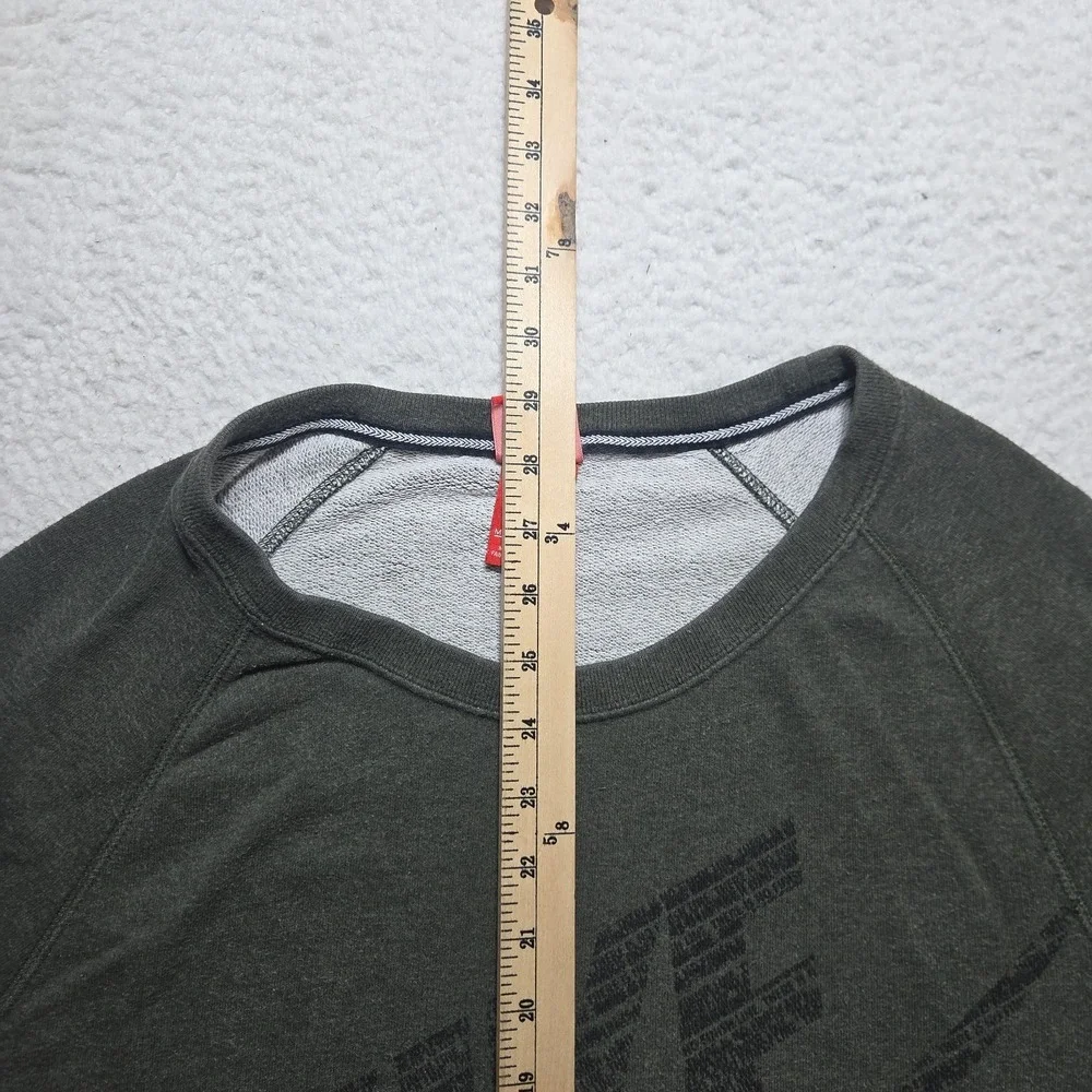 Nike shows wear peeling