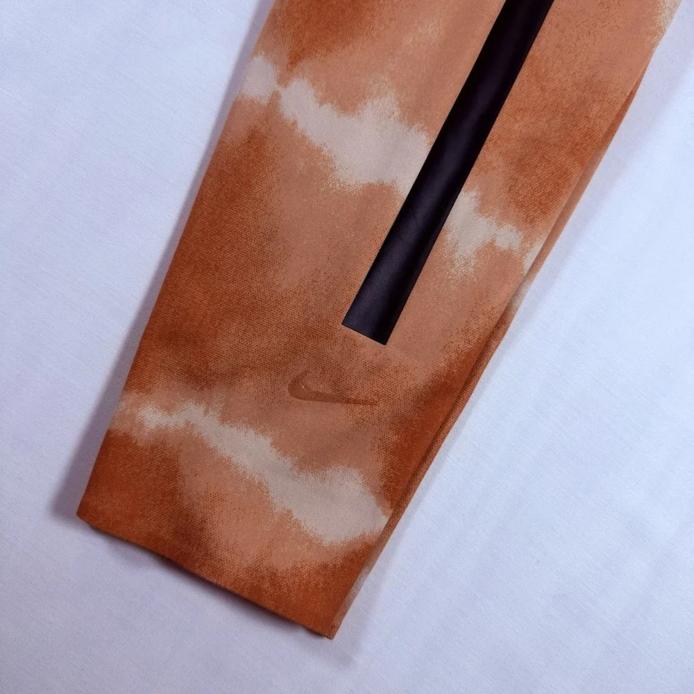 Nike women fit dye