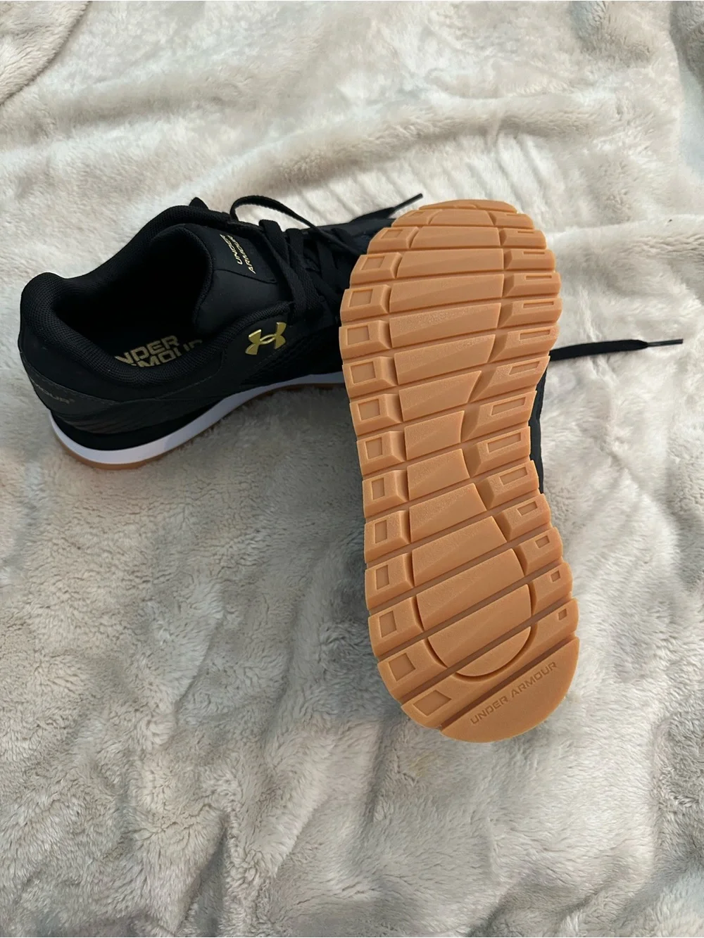 Under Armour gold black