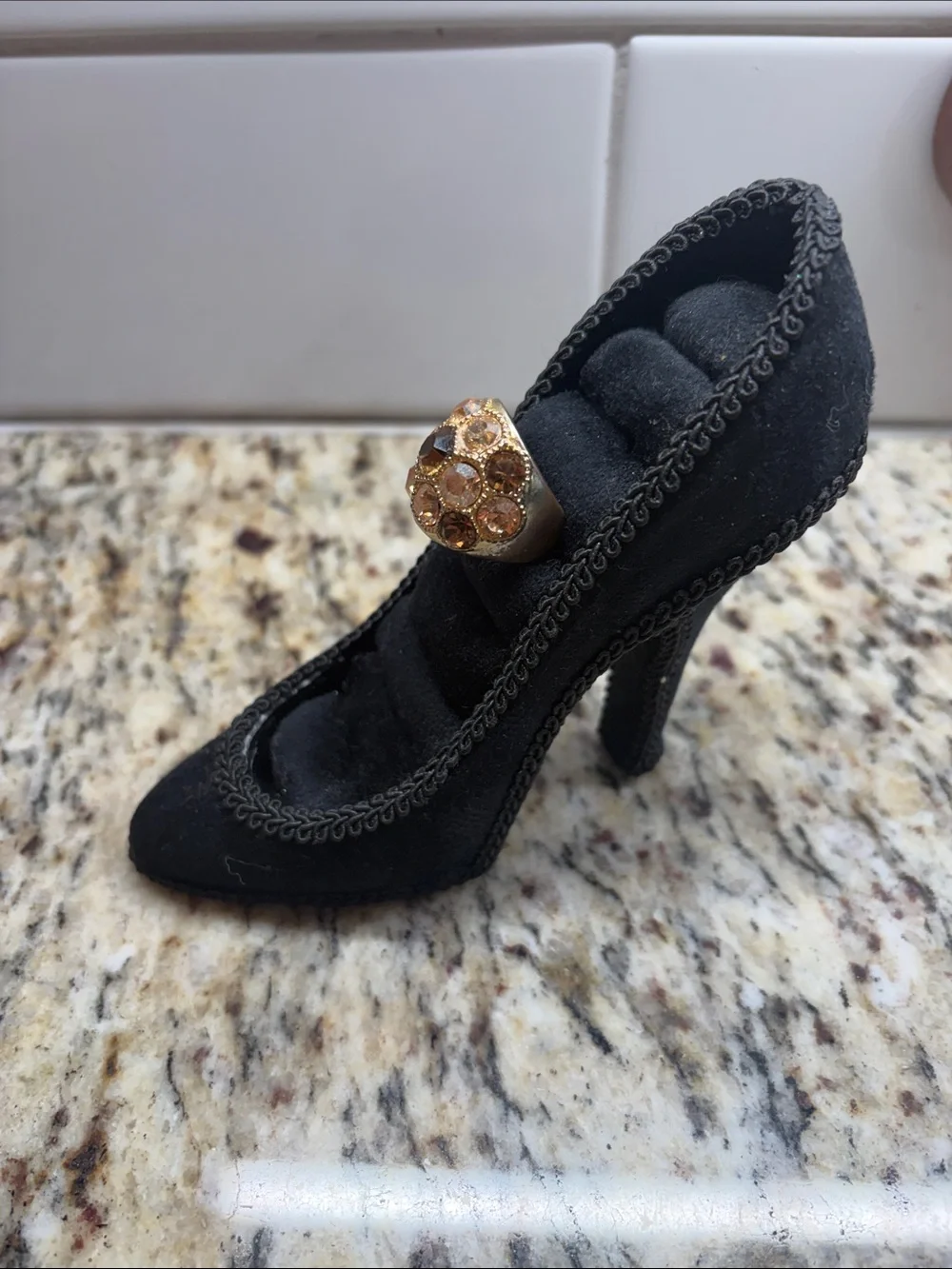 None elegant gold
