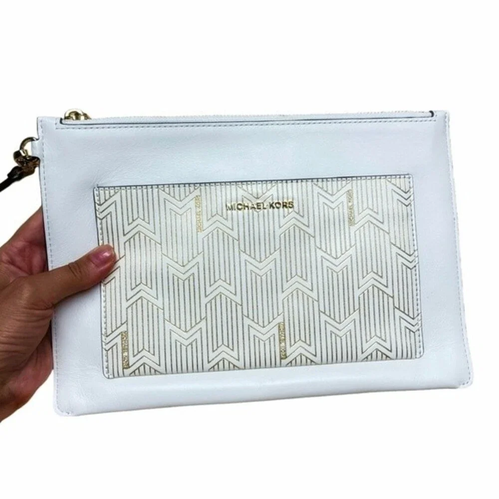 Michael Kors Wristlet in Gold and White Leather NWOT