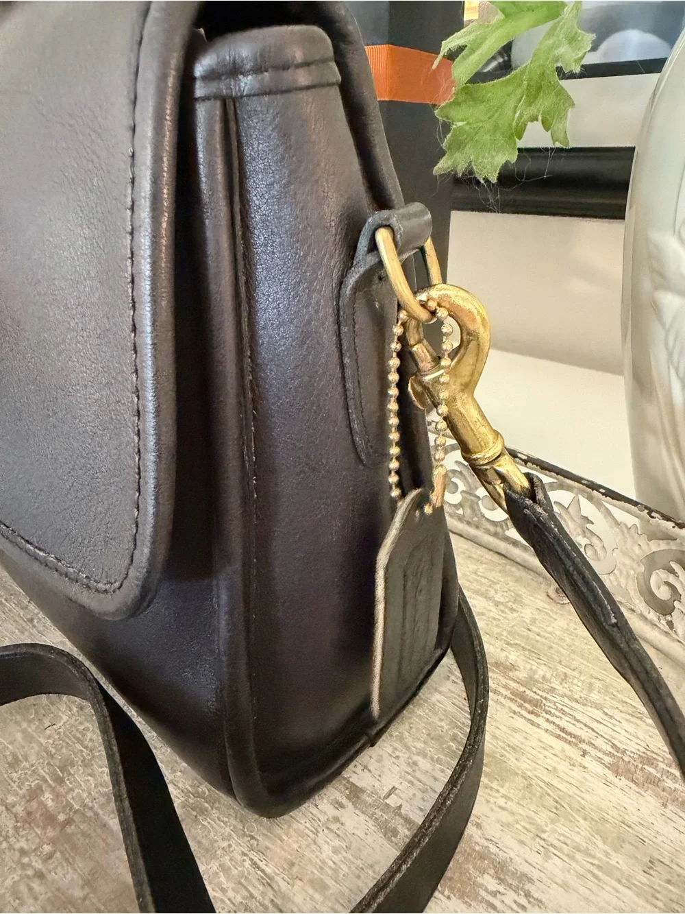 Vintage COACH Court Bag 9870 Black Crossbody Top Handle w/One-Sided Hangtag