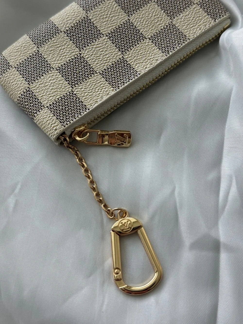 Louis Vuitton Damier Azur Pochette Clés Key Pouch Coin Purse Card Holder