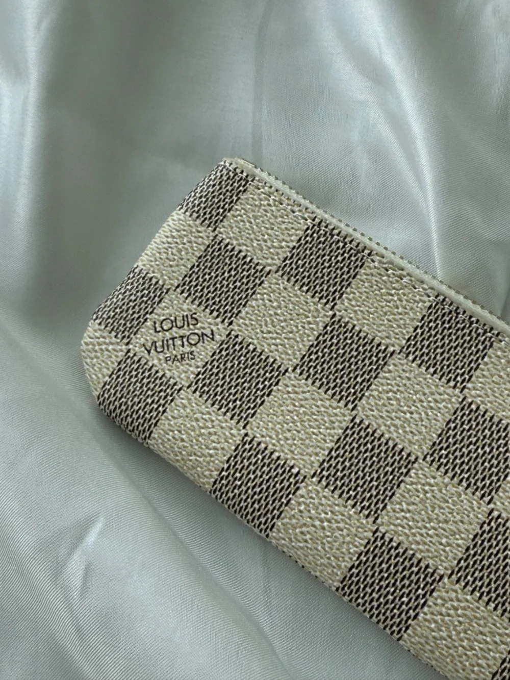 Louis Vuitton Damier Azur Pochette Clés Key Pouch Coin Purse Card Holder