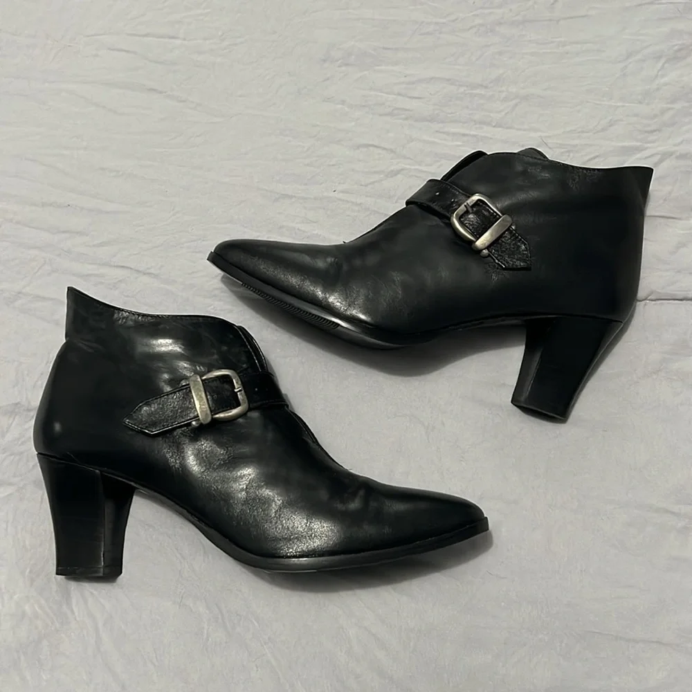 Mainframe Made in Italy Black Leather Ankle Booties with Buckle