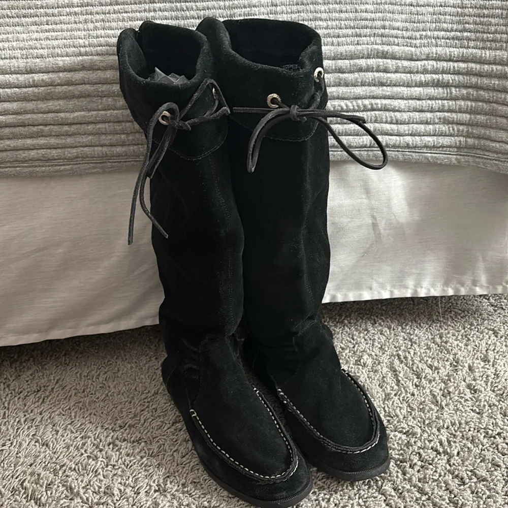 Sperry stylish knee