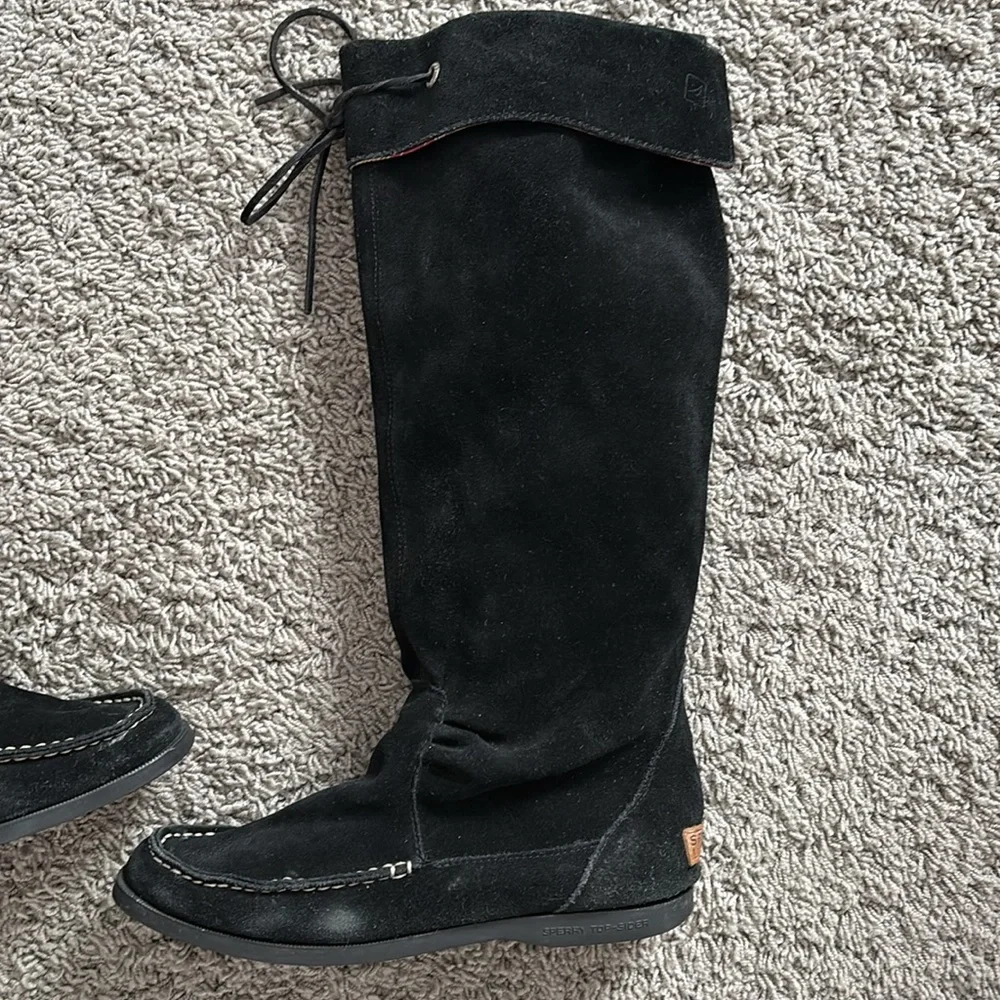Sperry stylish knee