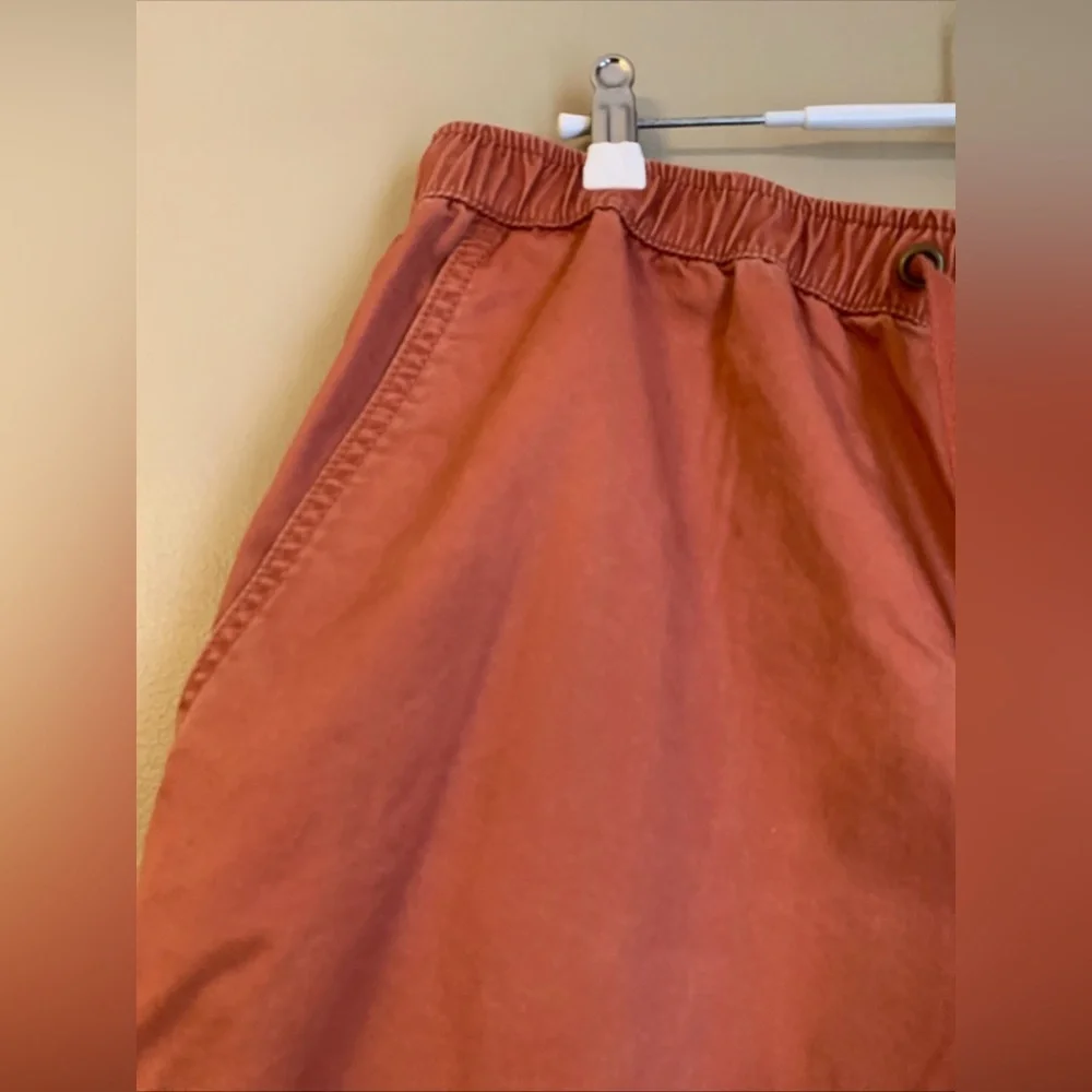 Weatherproof drawstring casual
