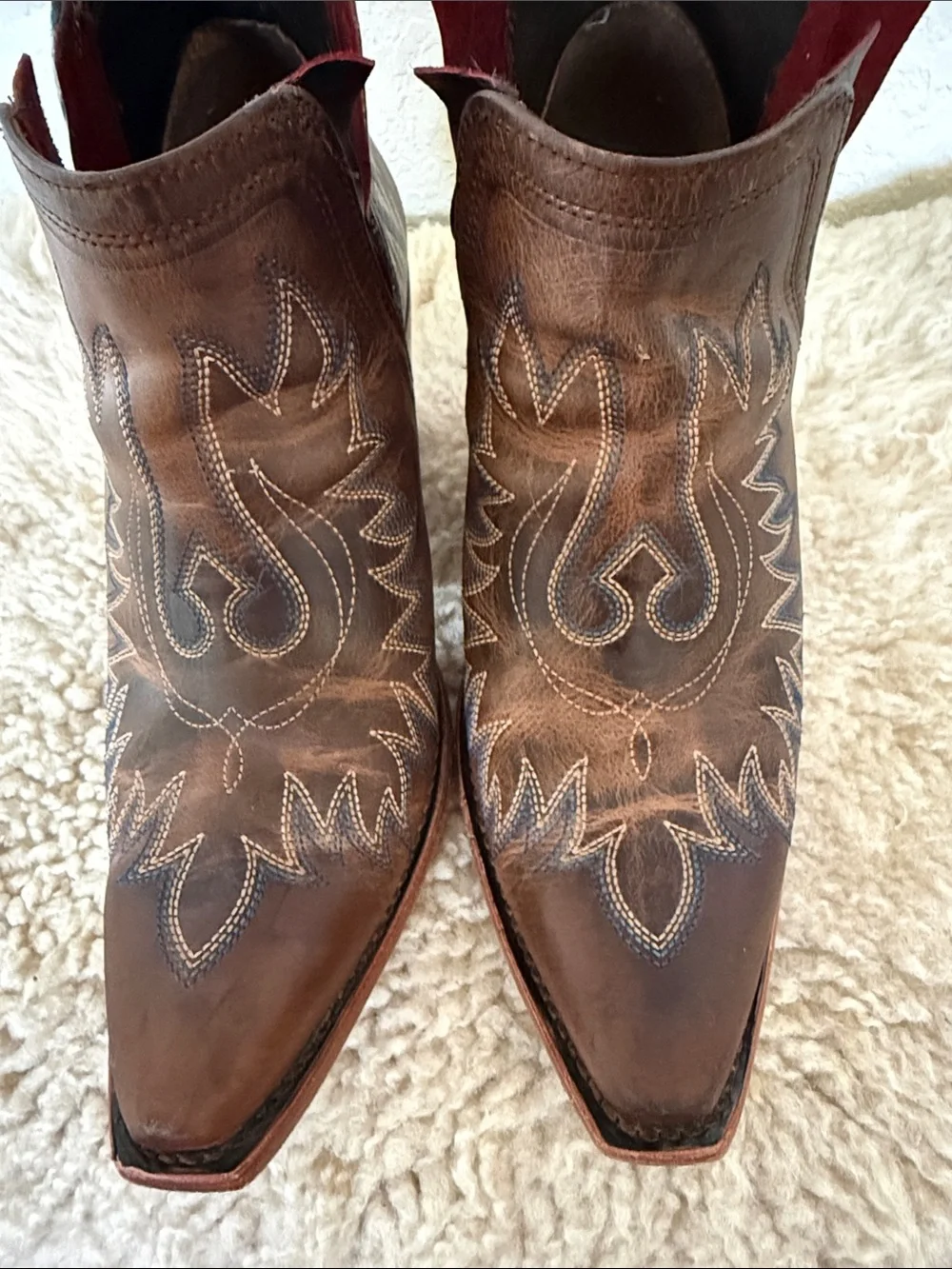 Ariat stylish women