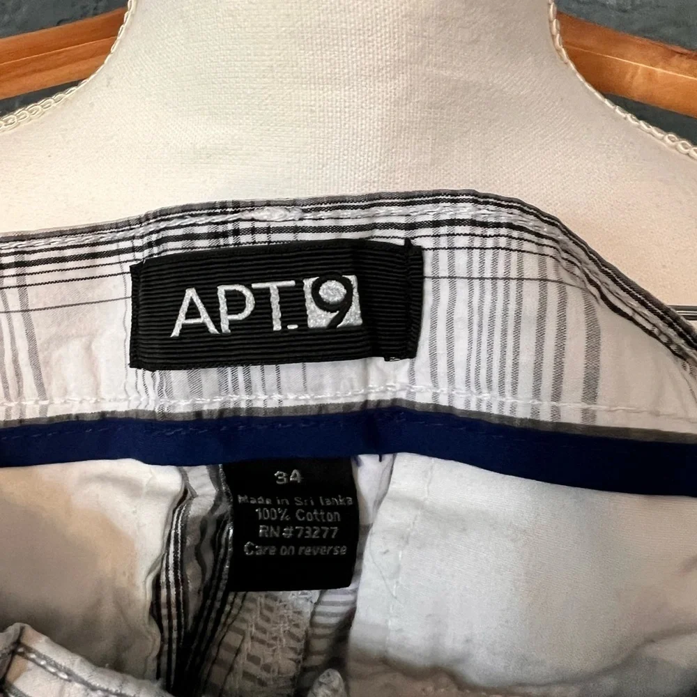Apt. 9 classic plaid