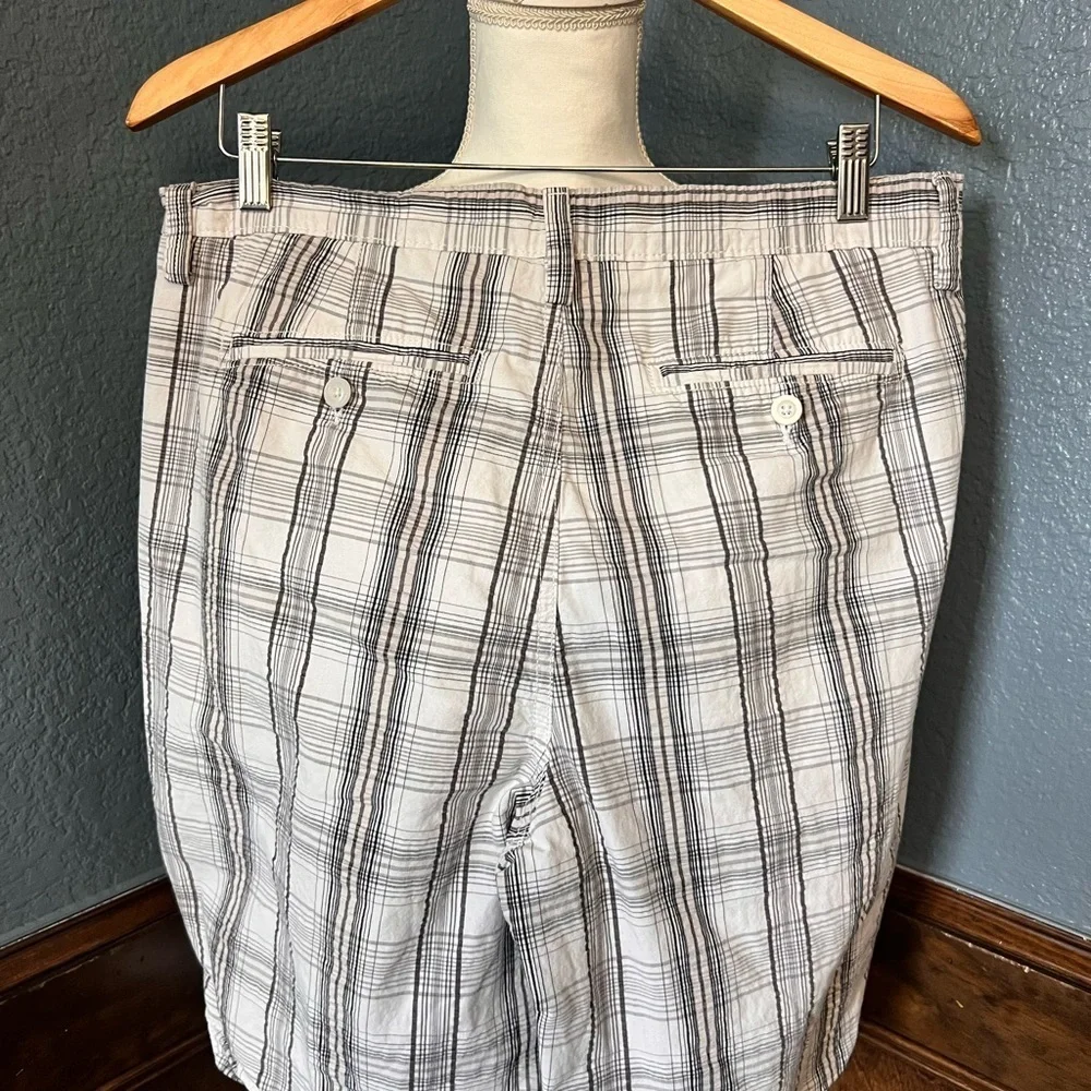 Apt. 9 classic plaid