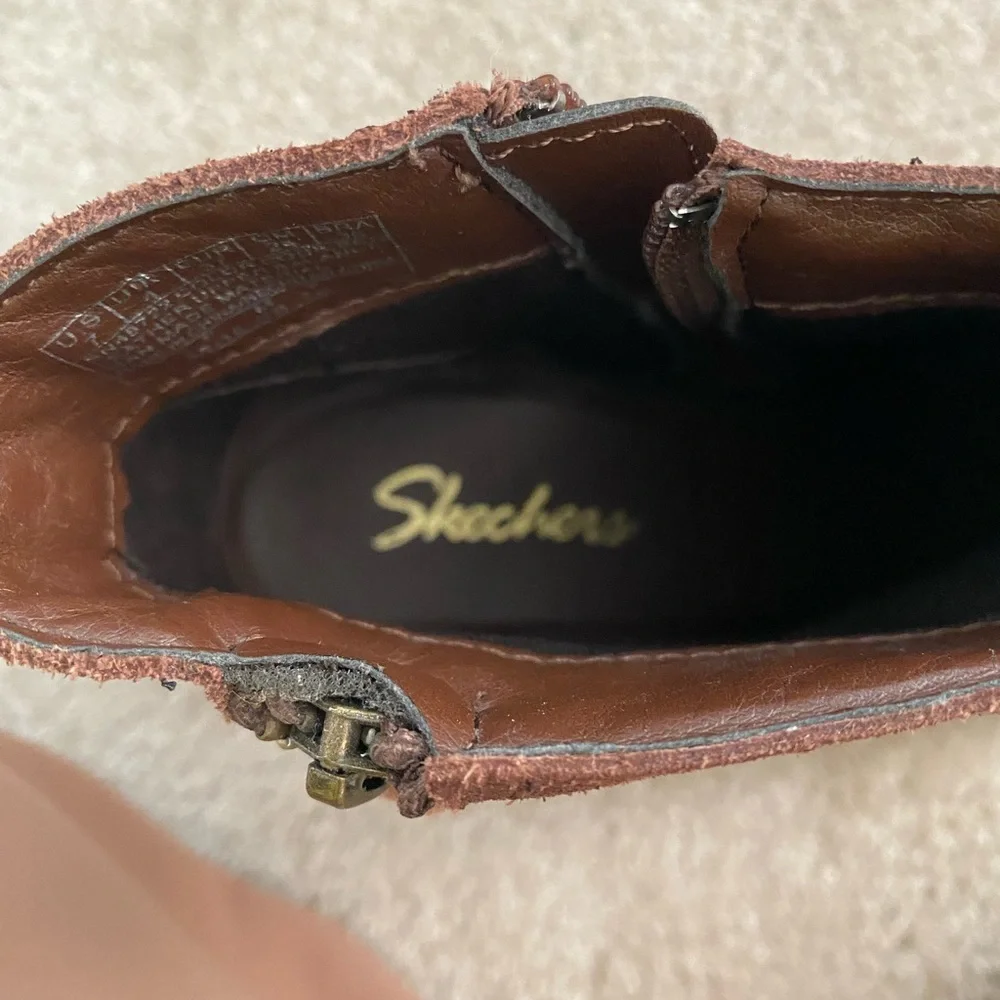 Skechers new stylish