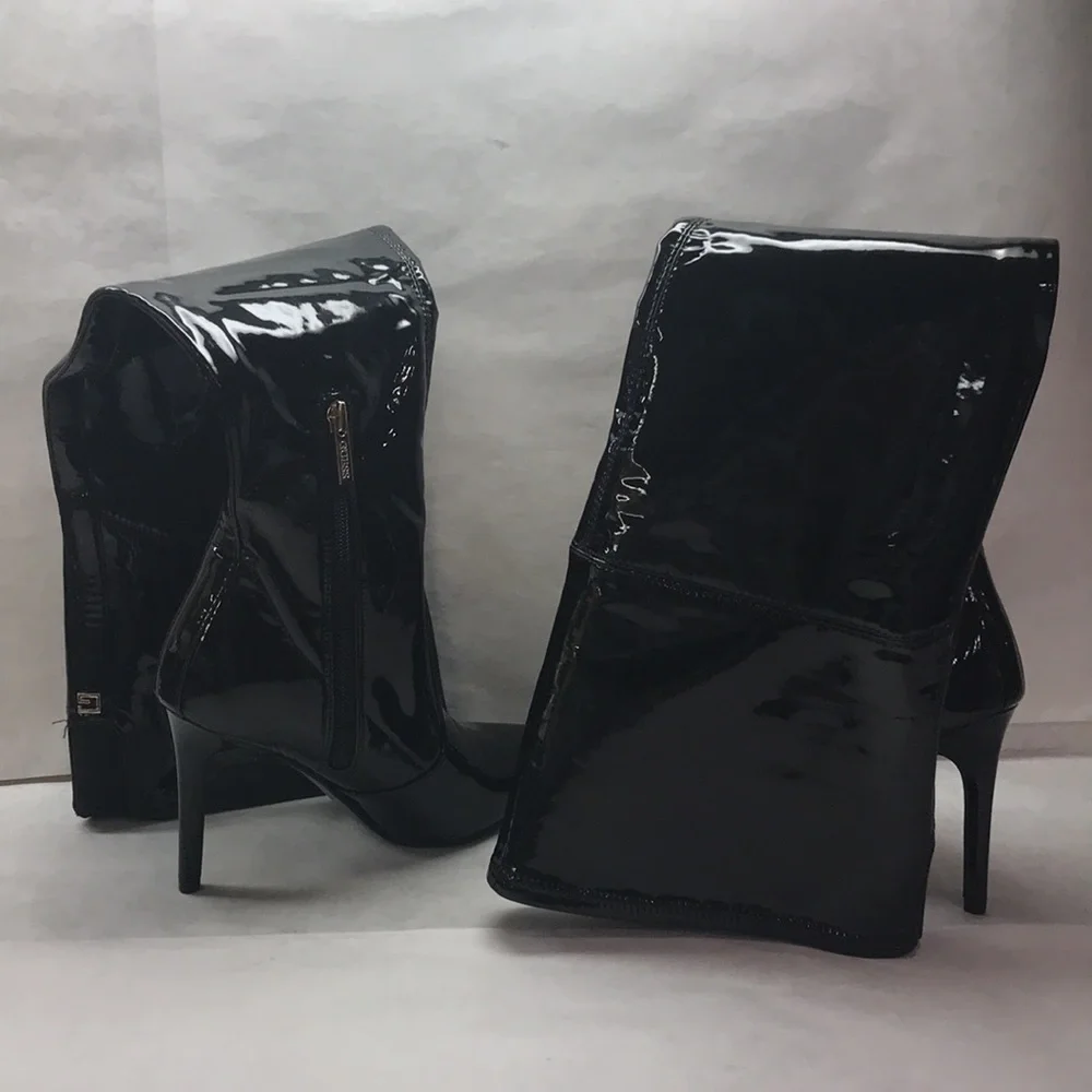 NWOB Guess Bowey Black Patent Stretch Over the Knee Stiletto Boots