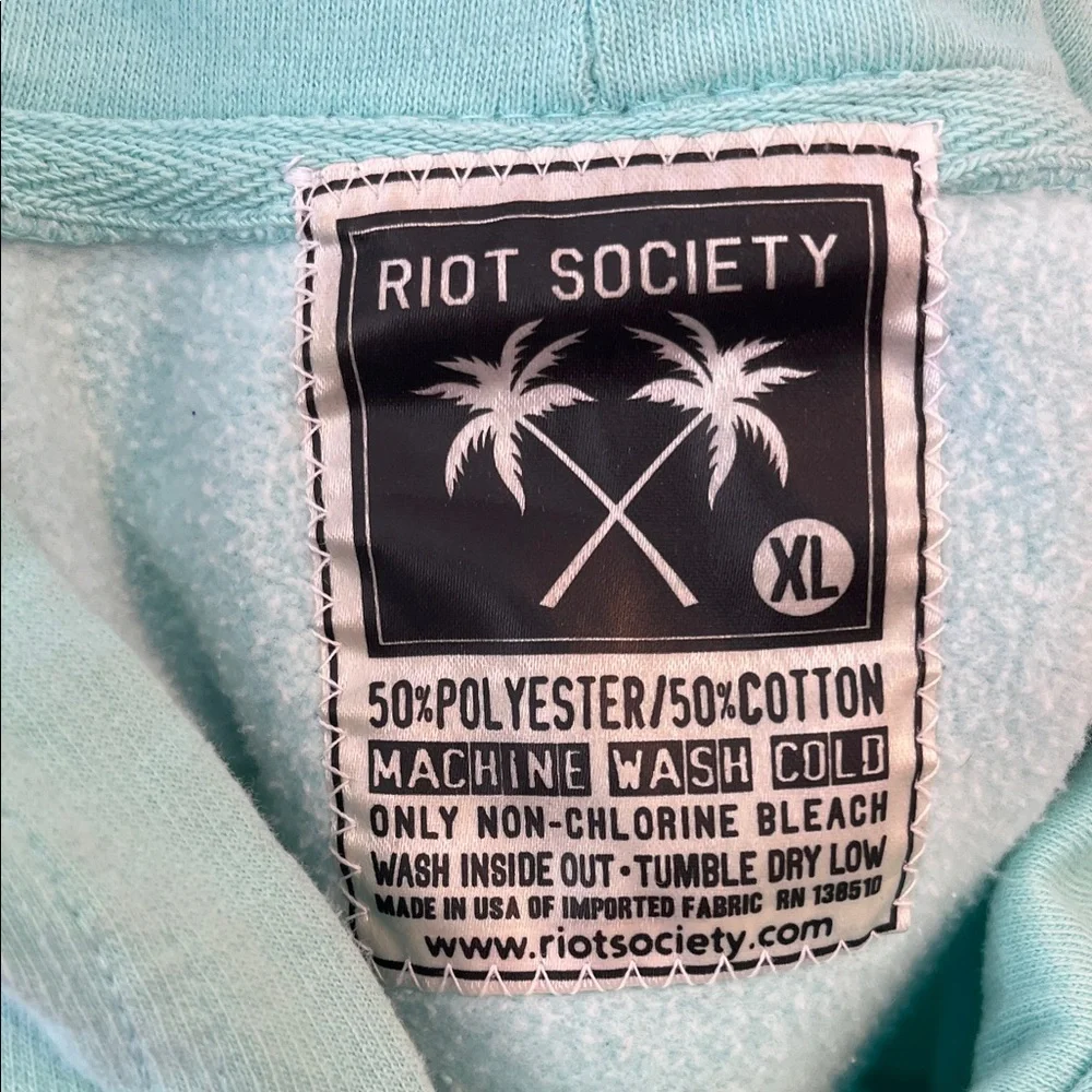 riot society boy’s hoodie