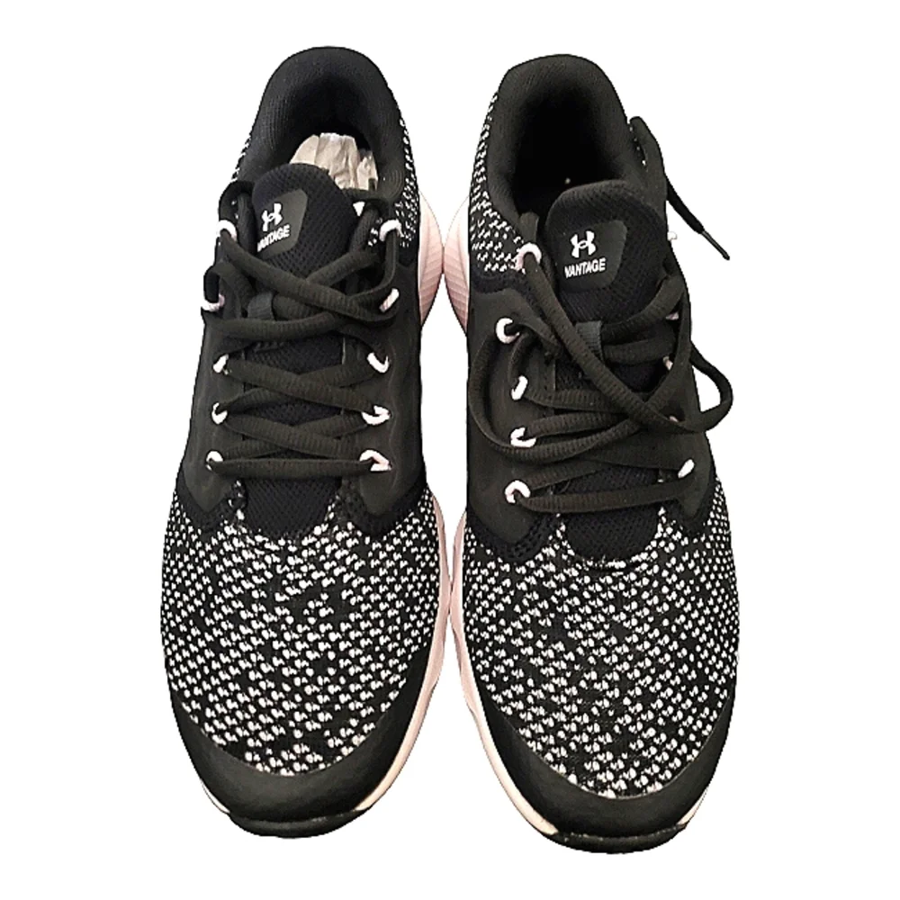 Under Armour UA GGS Charged Vantage Knit Running Sneakers Size 6.5Y