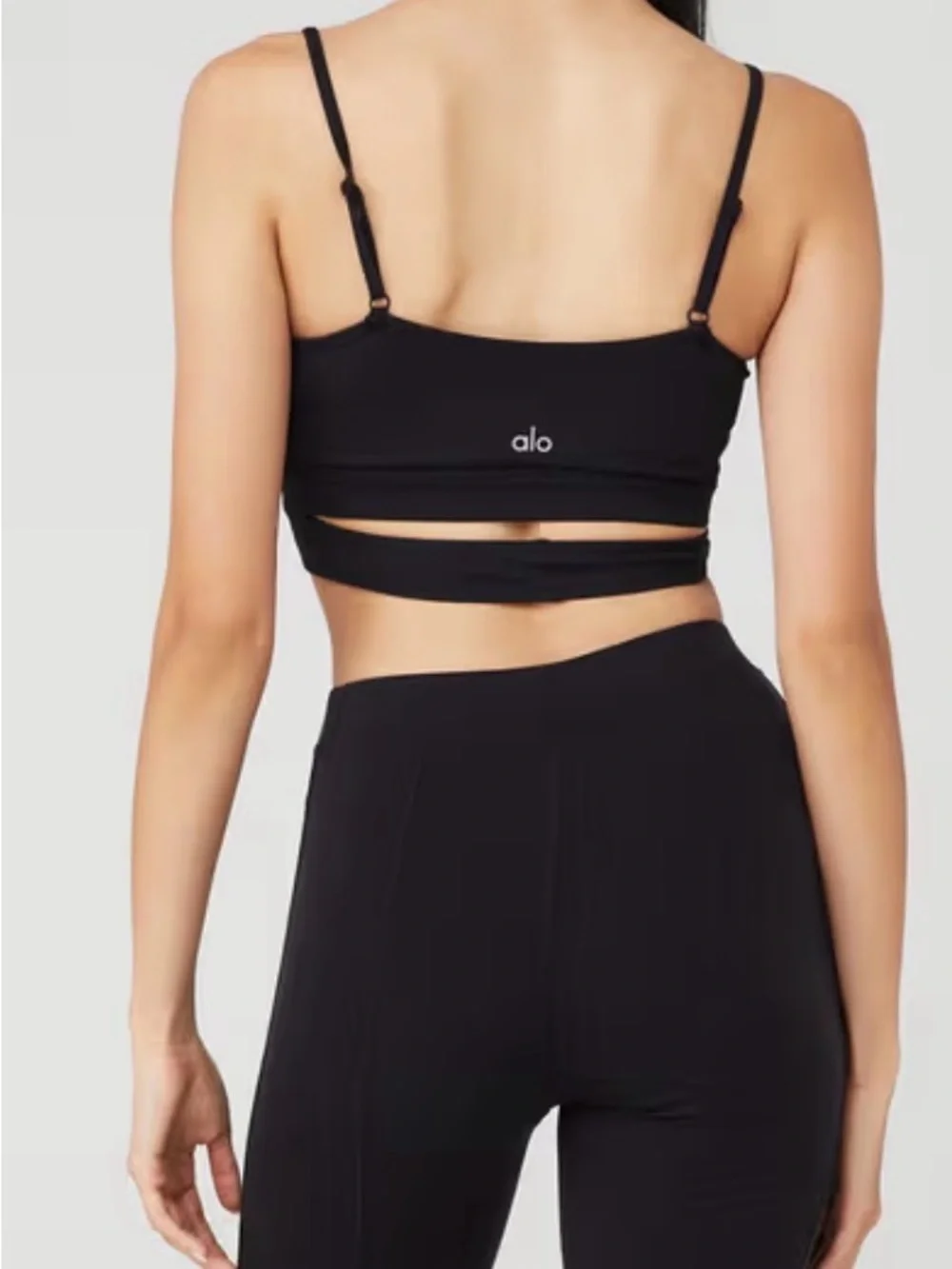 ALO Yoga layered look