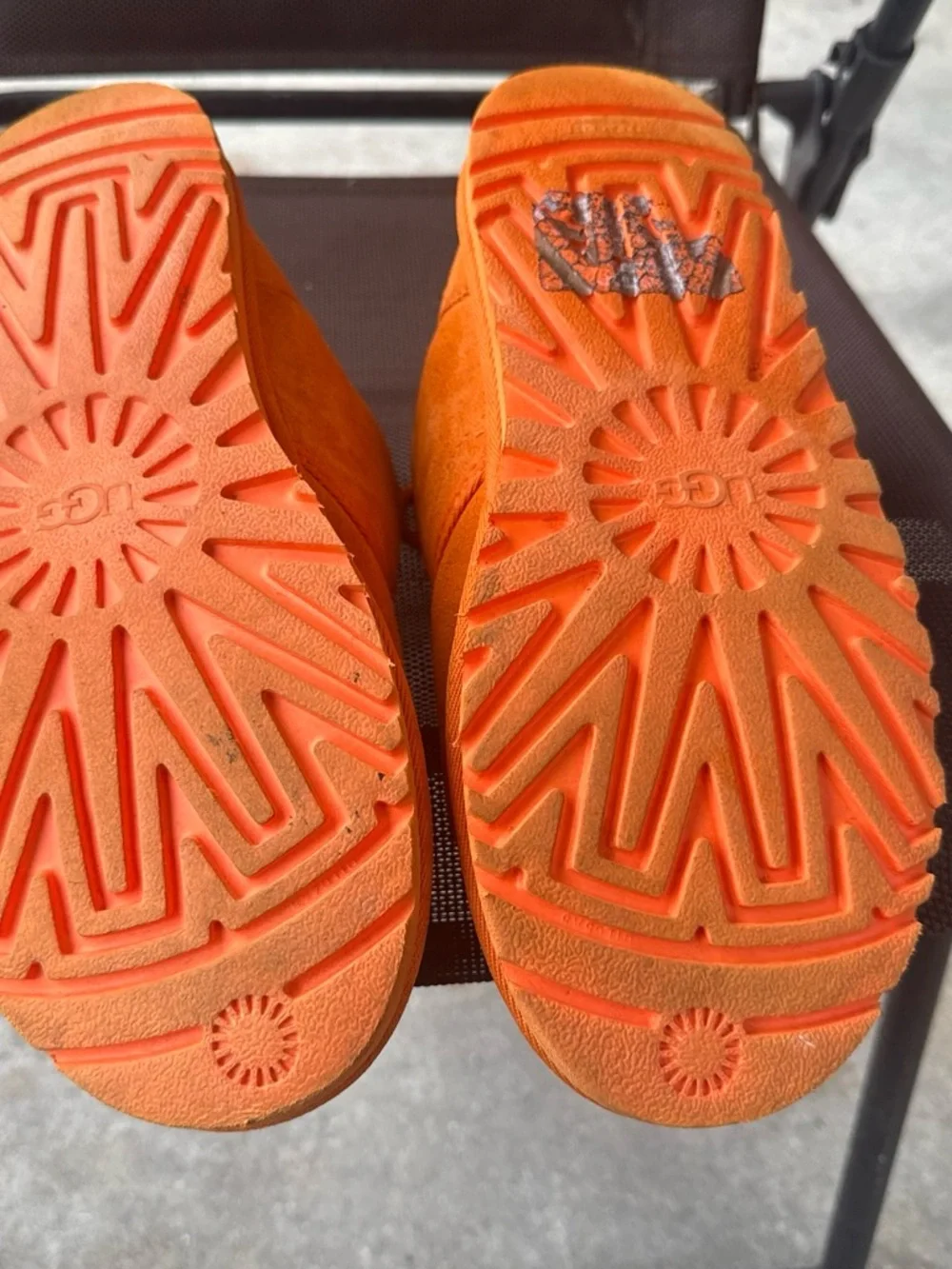 UGG Unisex Orange Suede Chukka Boots with Shearling Lining