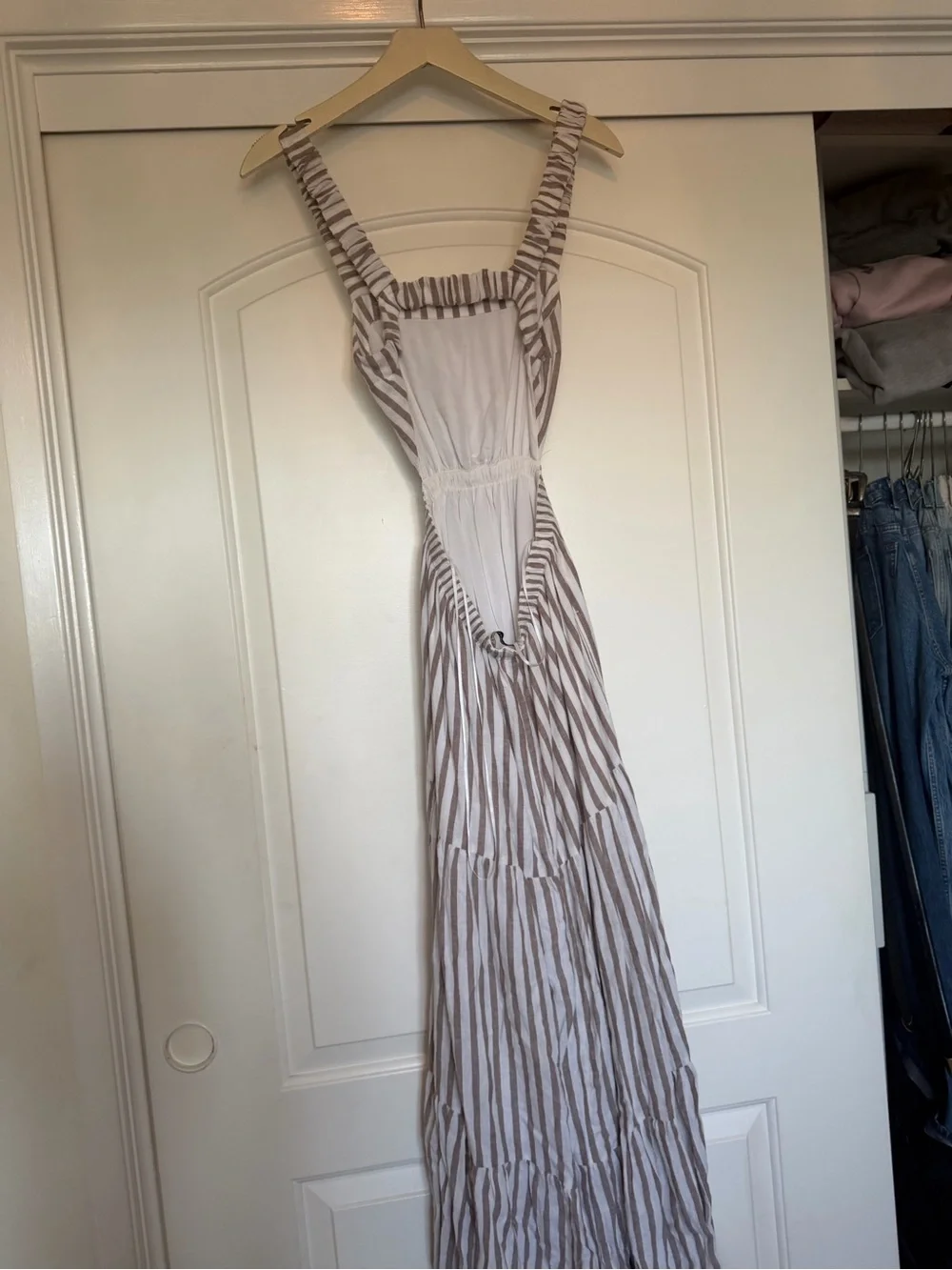 Abercrombie & Fitch sleeveless maxi