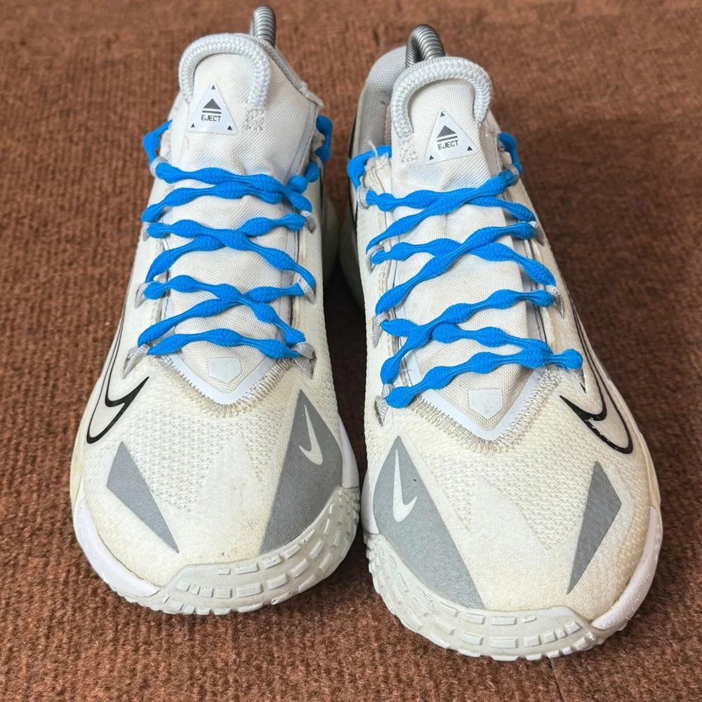 Nike designed zoom upper