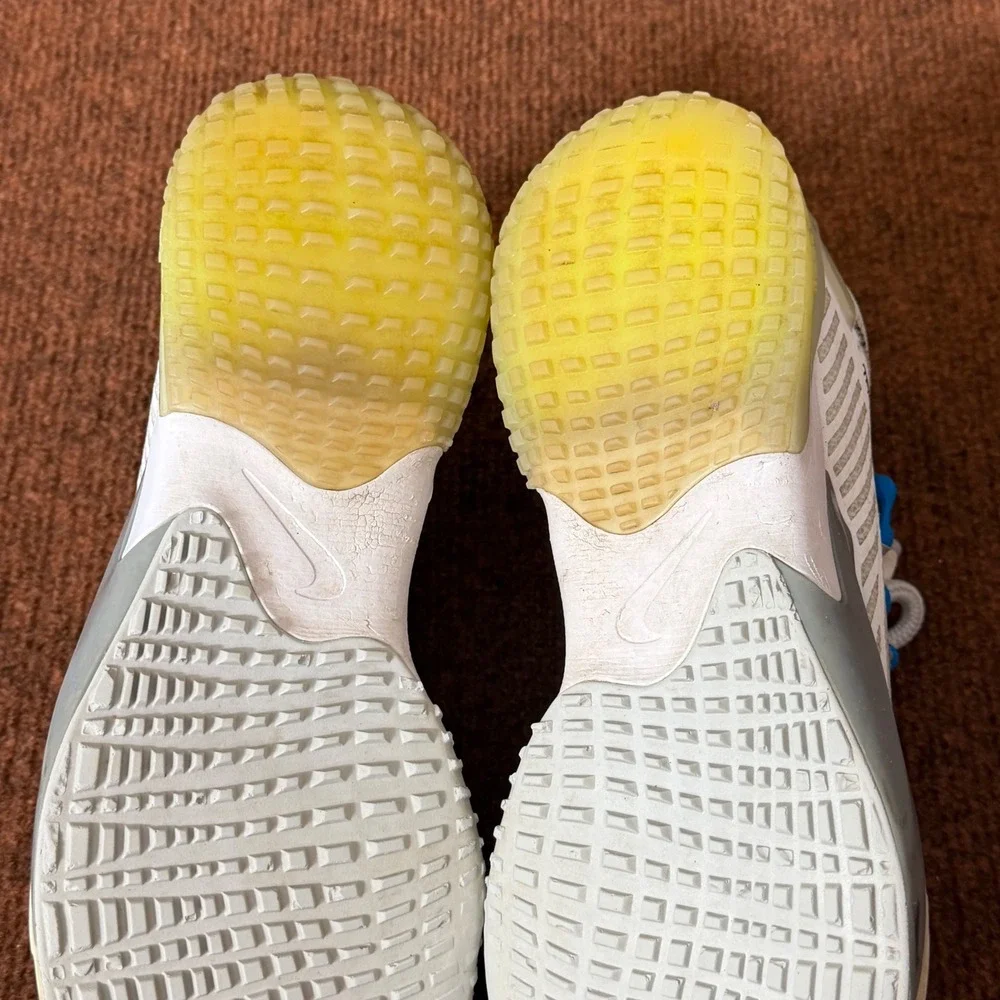 Nike style some comfort