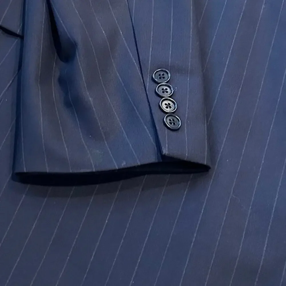 Brooks Brothers sharp brooks
