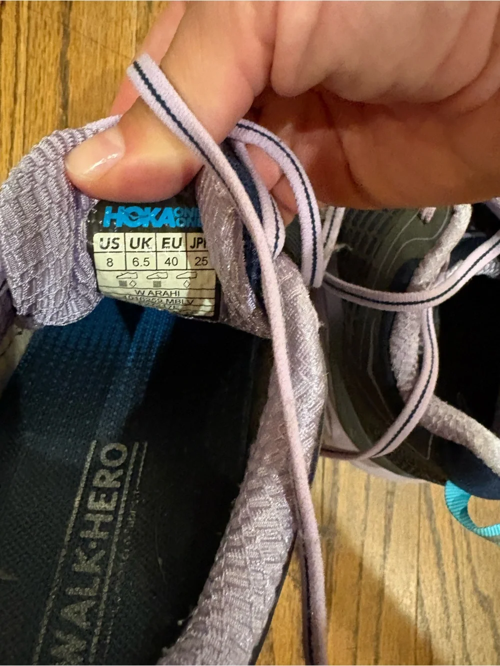 Hoka One One trim laces