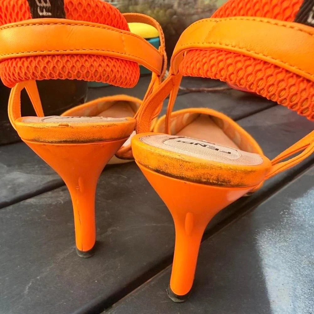 Fendi Colibri Orange Mesh Slingback Pumps Neon Pointed Toe Kitten Heels 36.5