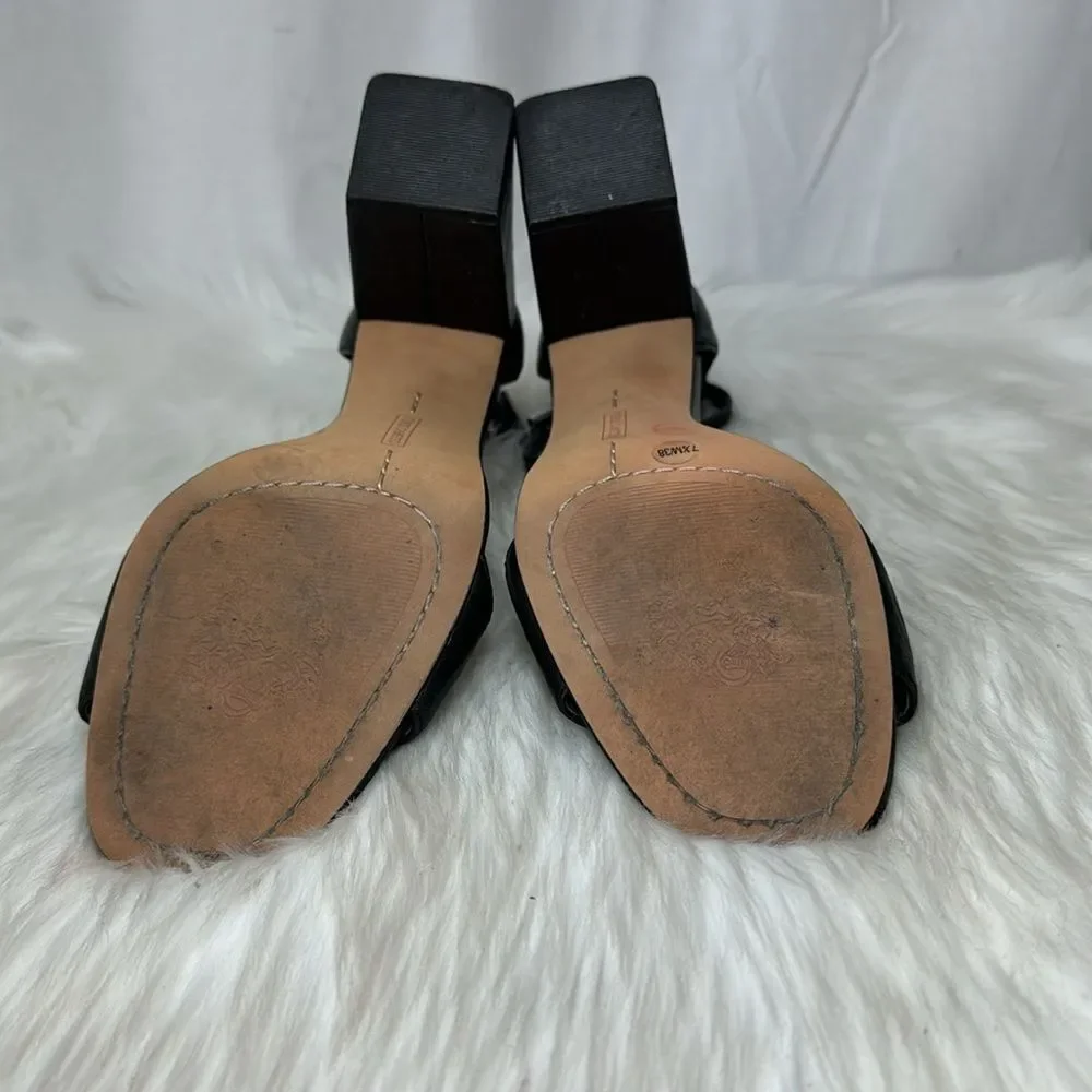 Vince Camuto heel height